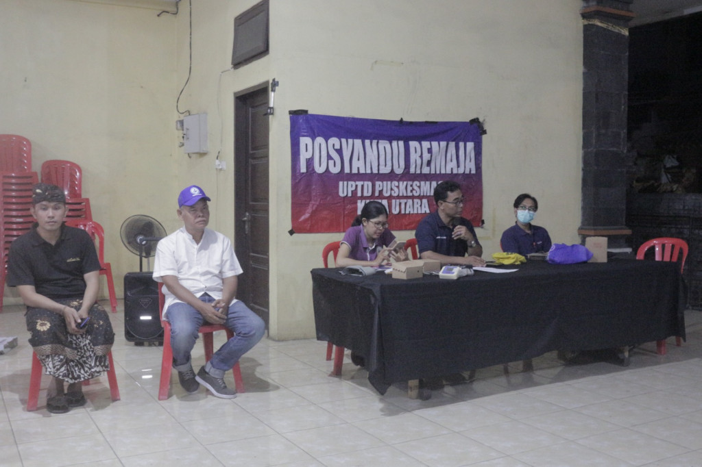 Pengenalan AP. IBM Tri Guna Jaya Dalung sekaligus Sosialisasi P4GN kepada Peserta Posyandu Remaja Banjar Tegal Jaya, Desa Dalung